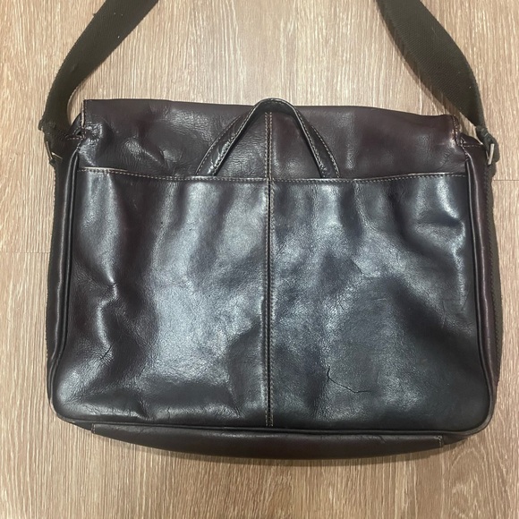 Kenneth Cole Brown Leather Messenger Bag - Picture 7 of 16